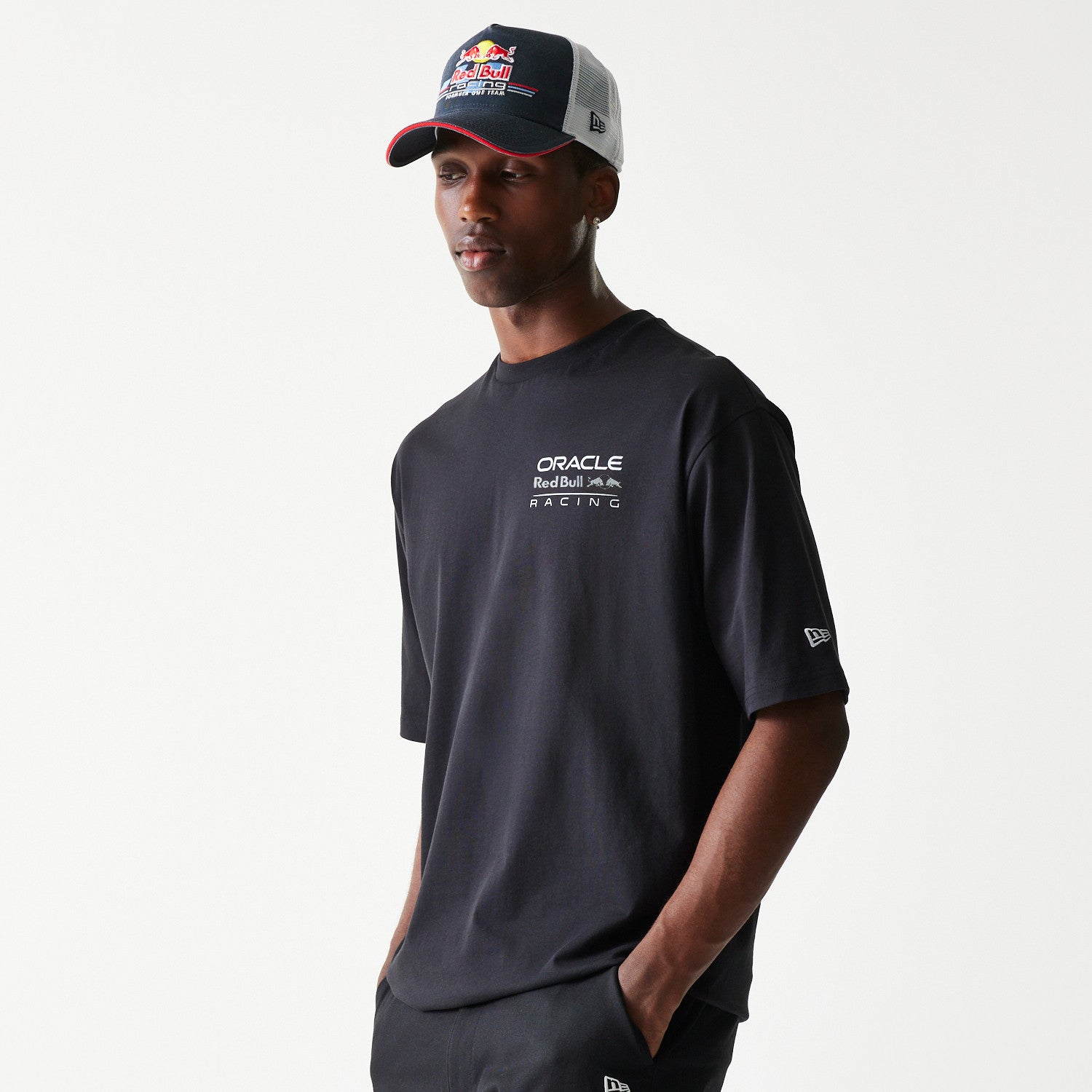 Red Bull Racing F1 Graphic Oversized Tee Adults - Black